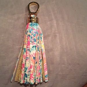 New‼️ Lilly Pulitzer car keychain
